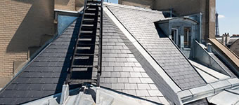 Travaux de toiture 77 : rénovation et traitement adapté aux façades